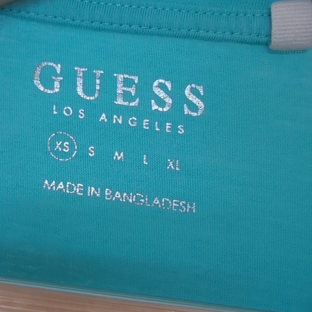 GUESS T SHIRT SIZE X SMALL - Picture 4 of 4